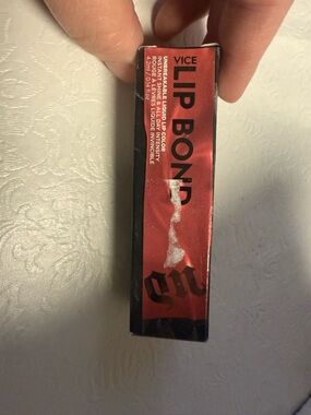 Urban Decay Vice Lip Bond Liquid Lipstick - Metallic Red